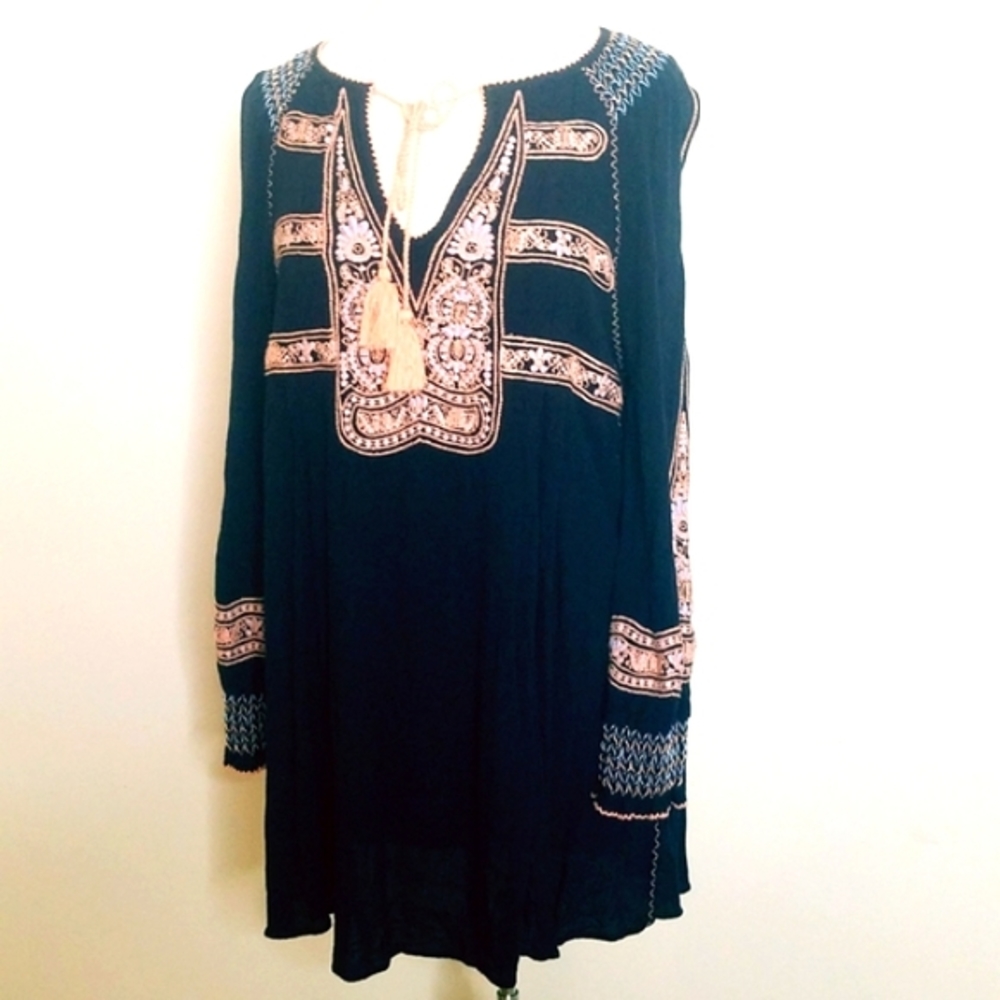 ❤🌼🌲SAVED FOR LAVONNE Free People Embroidered Long Sleeve Tassel Tie Tunic S/P - Picture 8 of 13